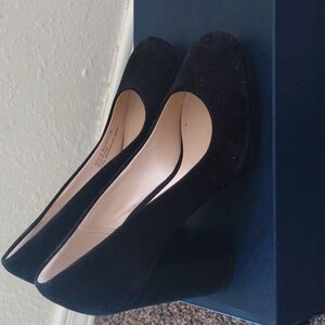 Cole Haan black pumps
